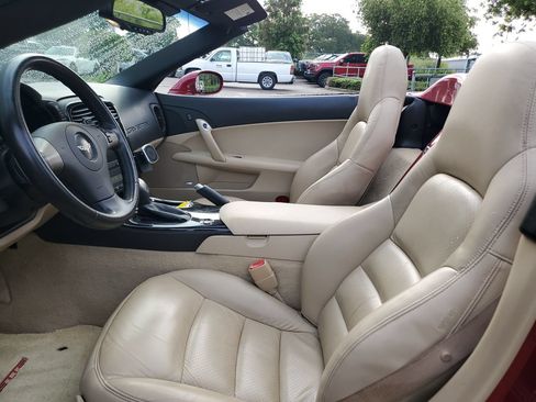 Used 2008 Chevrolet Corvette Convertible w/ Preferred Equipment Group RWD image 10