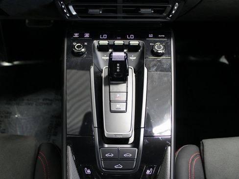 Certified 2024 Porsche 911 Carrera 4 GTS image 29