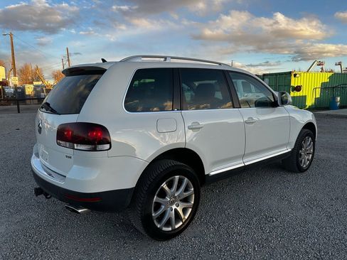 Used 2009 Volkswagen Touareg V6 AWD/4WD image 10
