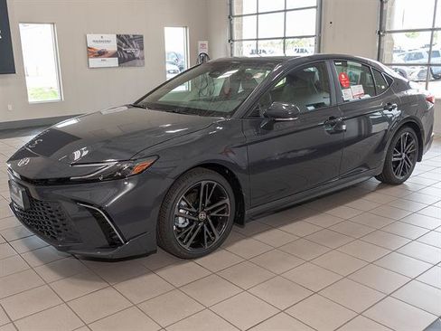 New 2026 Toyota Camry XSE FWD image 4