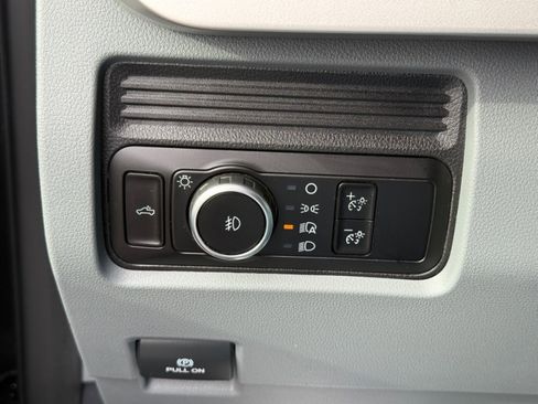 Used 2025 Ford F350 XLT image 33