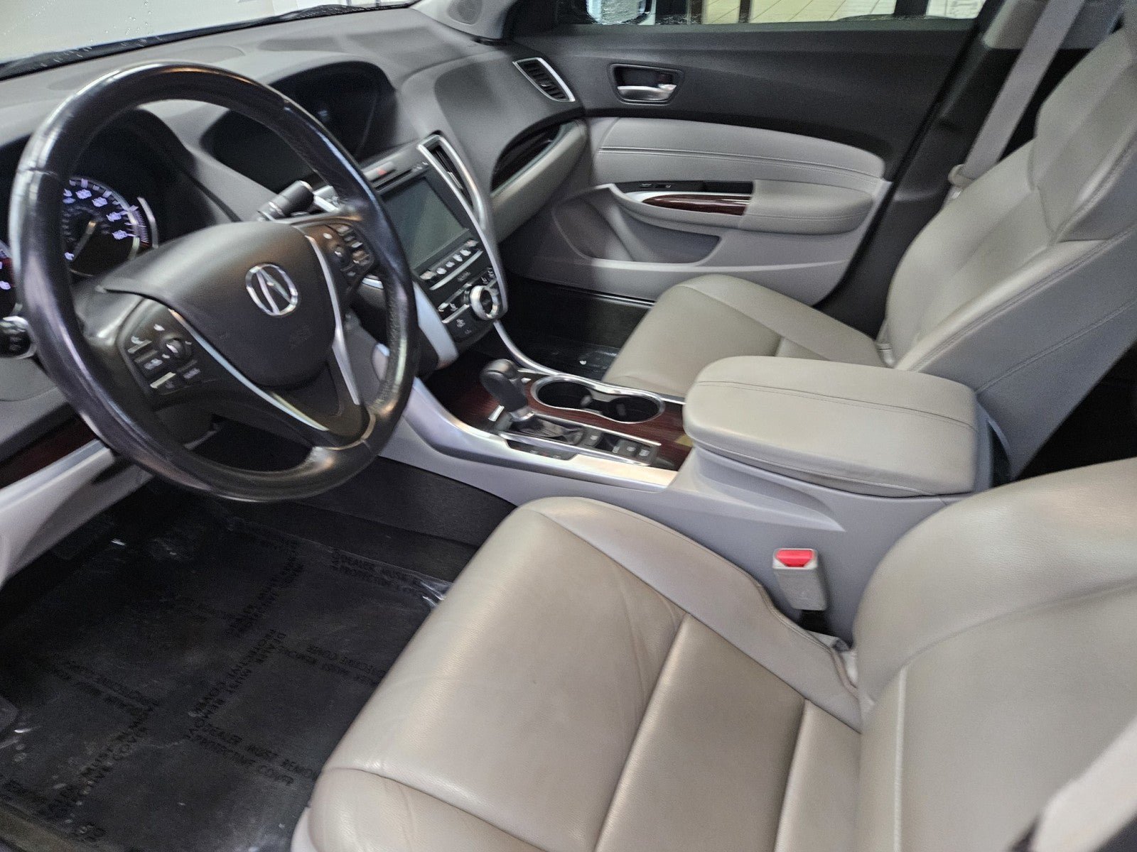 Used 2016 Acura TLX FWD image 8