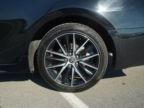 Used 2024 Toyota Camry SE image 39