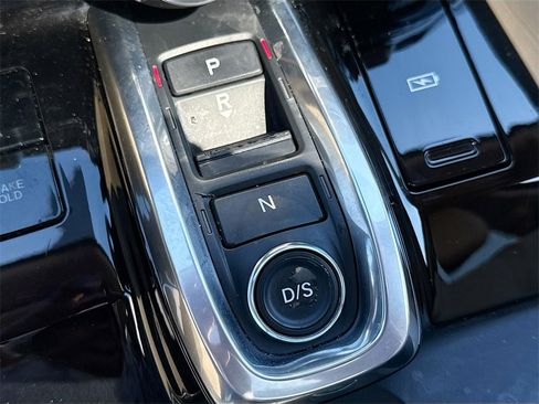 Used 2022 Acura MDX SH-AWD w/ Advance Package image 18