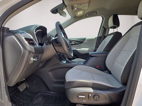 Used 2021 Chevrolet Equinox LS w/ LS Convenience Package FWD image 22