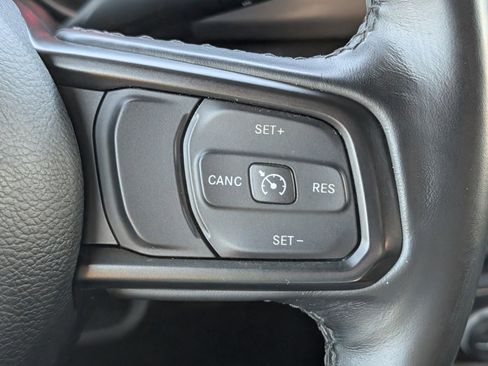 Used 2021 Jeep Wrangler Unlimited Willys image 18