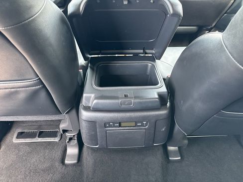 Used 2023 Nissan Armada SL RWD image 33