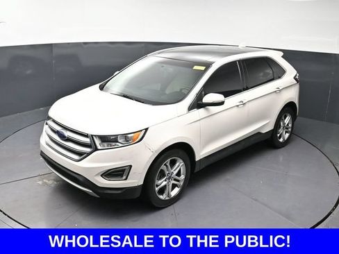 Used 2015 Ford Edge Titanium FWD image 29