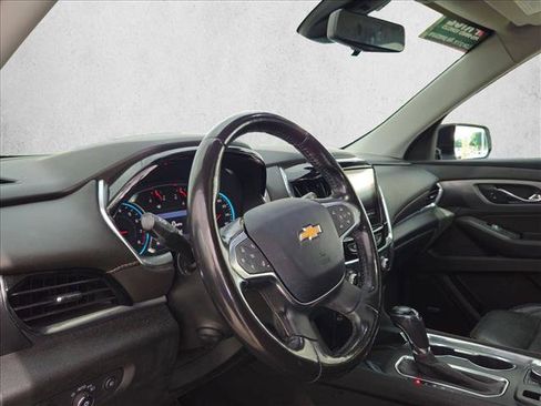 Used 2020 Chevrolet Traverse Premier w/ Redline Edition FWD image 9
