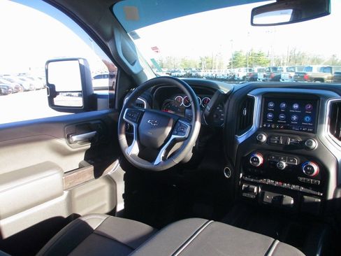 Certified 2023 Chevrolet Silverado 2500 LTZ w/ LTZ Plus Package image 24