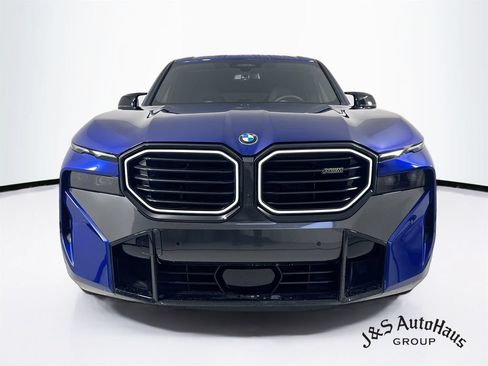 Used 2025 BMW XM AWD/4WD image 2