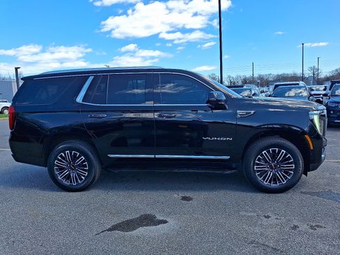 Used 2025 GMC Yukon Elevation image 7
