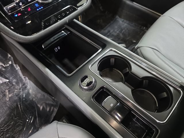 Certified 2022 Lincoln Corsair AWD w/ Equipment Group 101A image 22