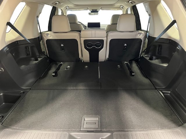 New 2026 Honda Pilot Touring image 28