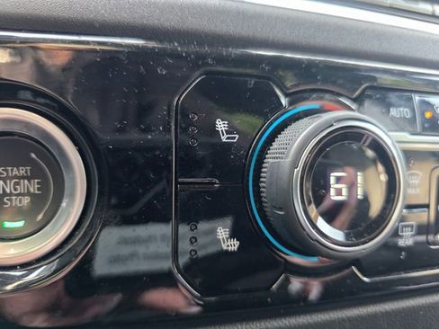 Used 2023 Chevrolet Silverado 1500 LT image 23