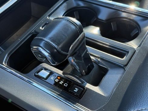 Used 2022 Ford F150 Lariat w/ Max Trailer Tow Package image 26