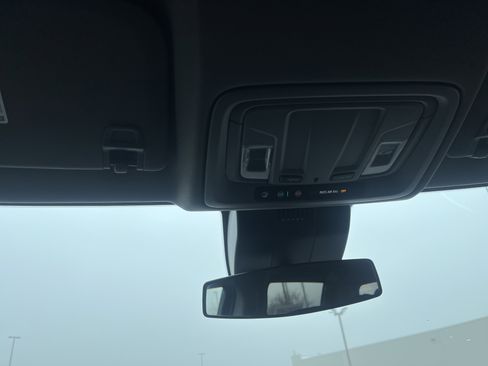 Used 2024 Chevrolet Silverado 1500 LT image 29