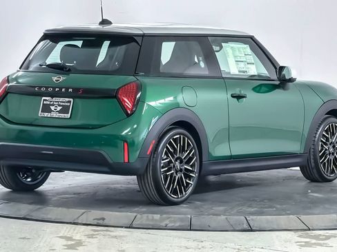 New 2026 MINI Cooper S FWD image 2