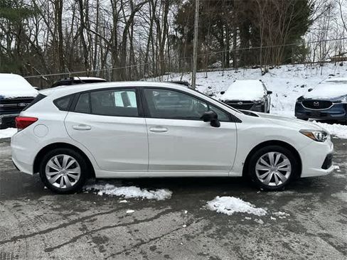 Certified 2023 Subaru Impreza 2.0i image 3