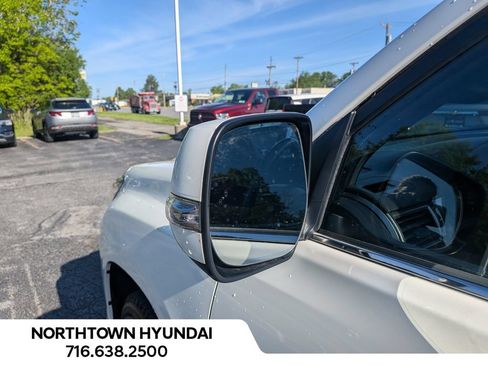 Used 2022 Lexus GX 460 Premium w/ Premium Package AWD/4WD image 44