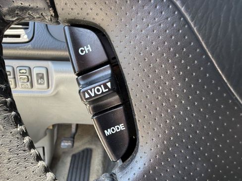 Used 2003 Acura MDX Touring AWD/4WD image 13