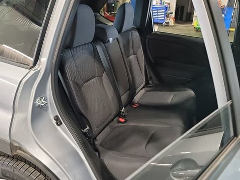 Used 2025 Subaru Forester Premium AWD/4WD image 21