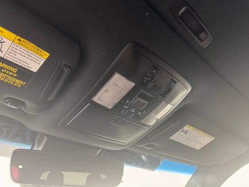 Used 2023 Lexus GX 460 Premium image 25