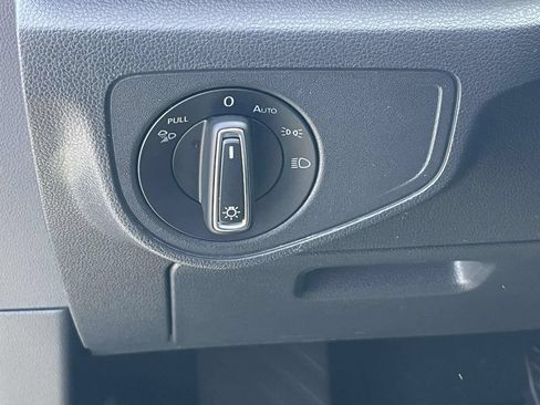 Used 2022 Volkswagen Atlas SE FWD image 20