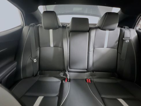 Used 2025 Toyota Camry SE w/ Convenience Package image 33