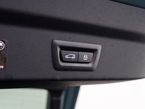 Certified 2025 BMW X2 xDrive28i w/ Premium Package image 32