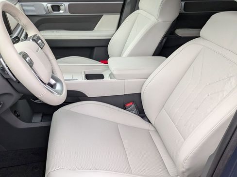 Used 2026 Hyundai Santa Fe SEL AWD/4WD image 11