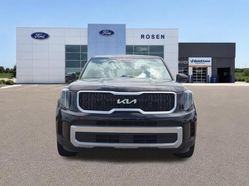 Used 2023 Kia Telluride LX AWD/4WD image 8