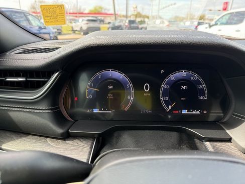 Used 2024 Jeep Grand Cherokee L Limited w/ Black Appearance Package image 6