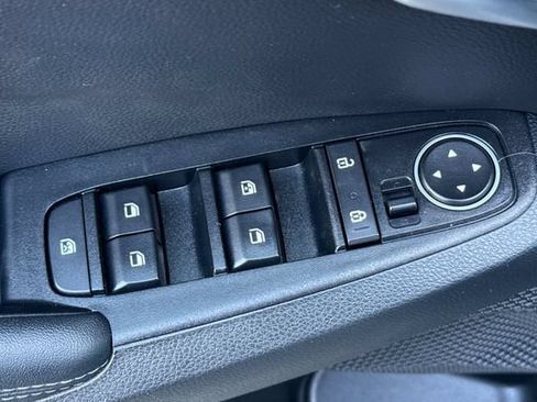 Certified 2023 Kia Seltos SX w/ SX Sunroof Package AWD/4WD image 14