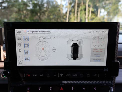 Used 2024 GMC Hummer EV 3X w/ Omega Edition image 20