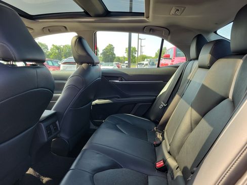 Used 2018 Toyota Camry XSE w/ Audio Package FWD image 11
