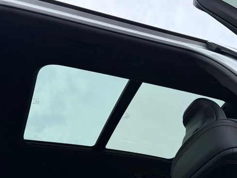 Used 2022 Jeep Grand Cherokee L Summit image 6