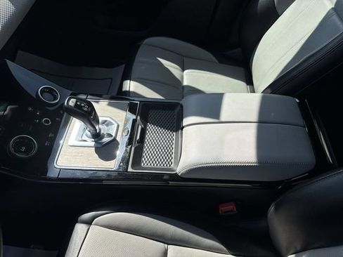 Used 2020 Land Rover Range Rover Evoque R-Dynamic S AWD/4WD image 22
