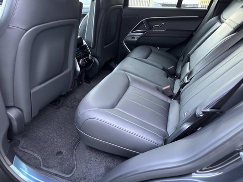 New 2026 Land Rover Range Rover SE image 15