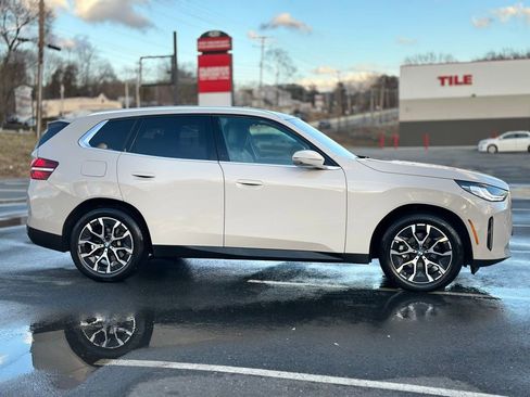 Certified 2025 BMW X3 xDrive30i w/ Premium Package image 8