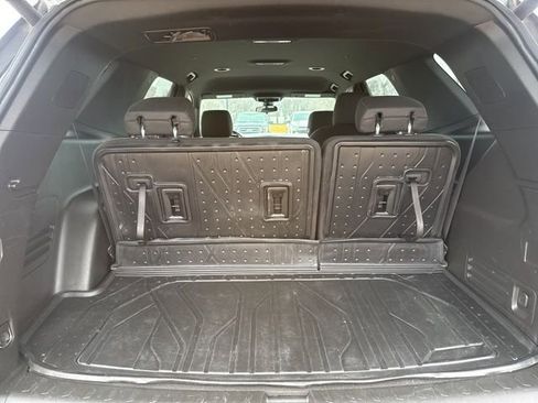 Used 2023 Chevrolet Traverse LT w/ LPO, Floor Liner Package image 39