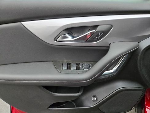 New 2025 Chevrolet Blazer LT w/ Convenience Package image 9