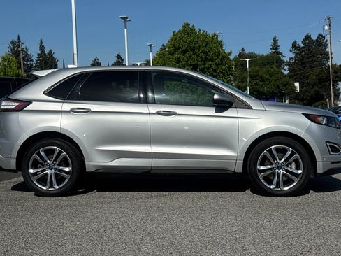 Used 2015 Ford Edge Sport w/ Equipment Group 401A AWD/4WD image 7