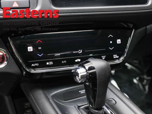 Used 2019 Honda HR-V EX image 19