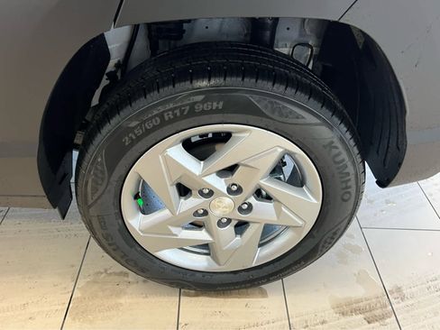 New 2026 Hyundai Kona SE image 14