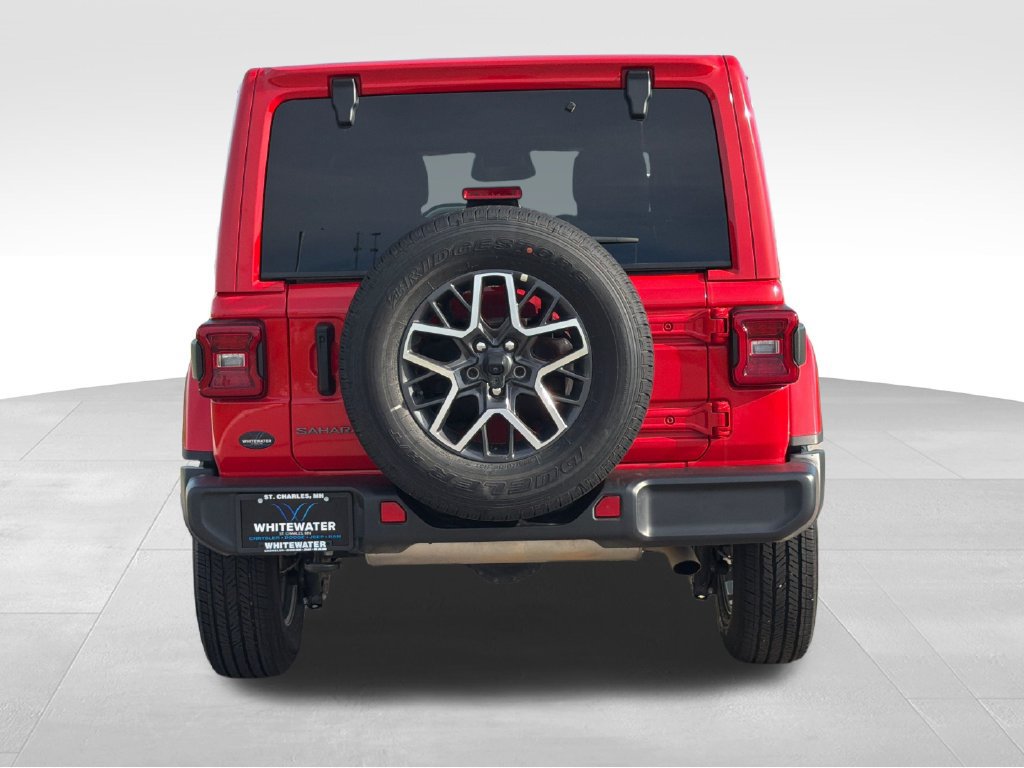 Used 2026 Jeep Wrangler Unlimited Sahara AWD/4WD image 24