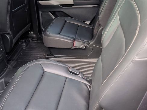 Certified 2023 Ford Explorer XLT w/ Equipment Group 202A RWD image 10