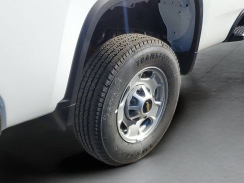 New 2025 Chevrolet Silverado 2500 W/T AWD/4WD image 19