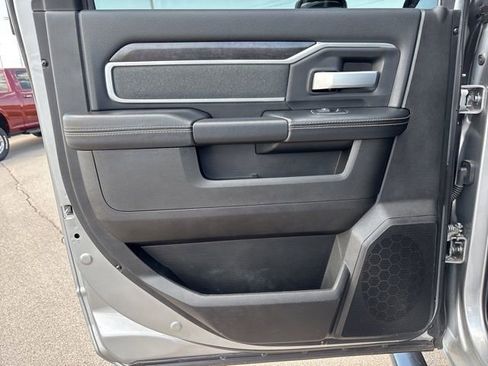 Used 2023 RAM 2500 Big Horn w/ Level 1 Equipment Group image 17