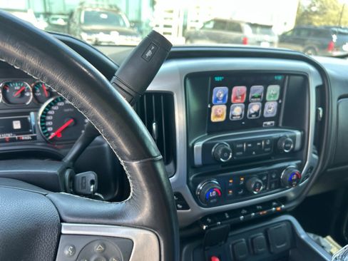 Used 2017 GMC Sierra 1500 SLT RWD image 10